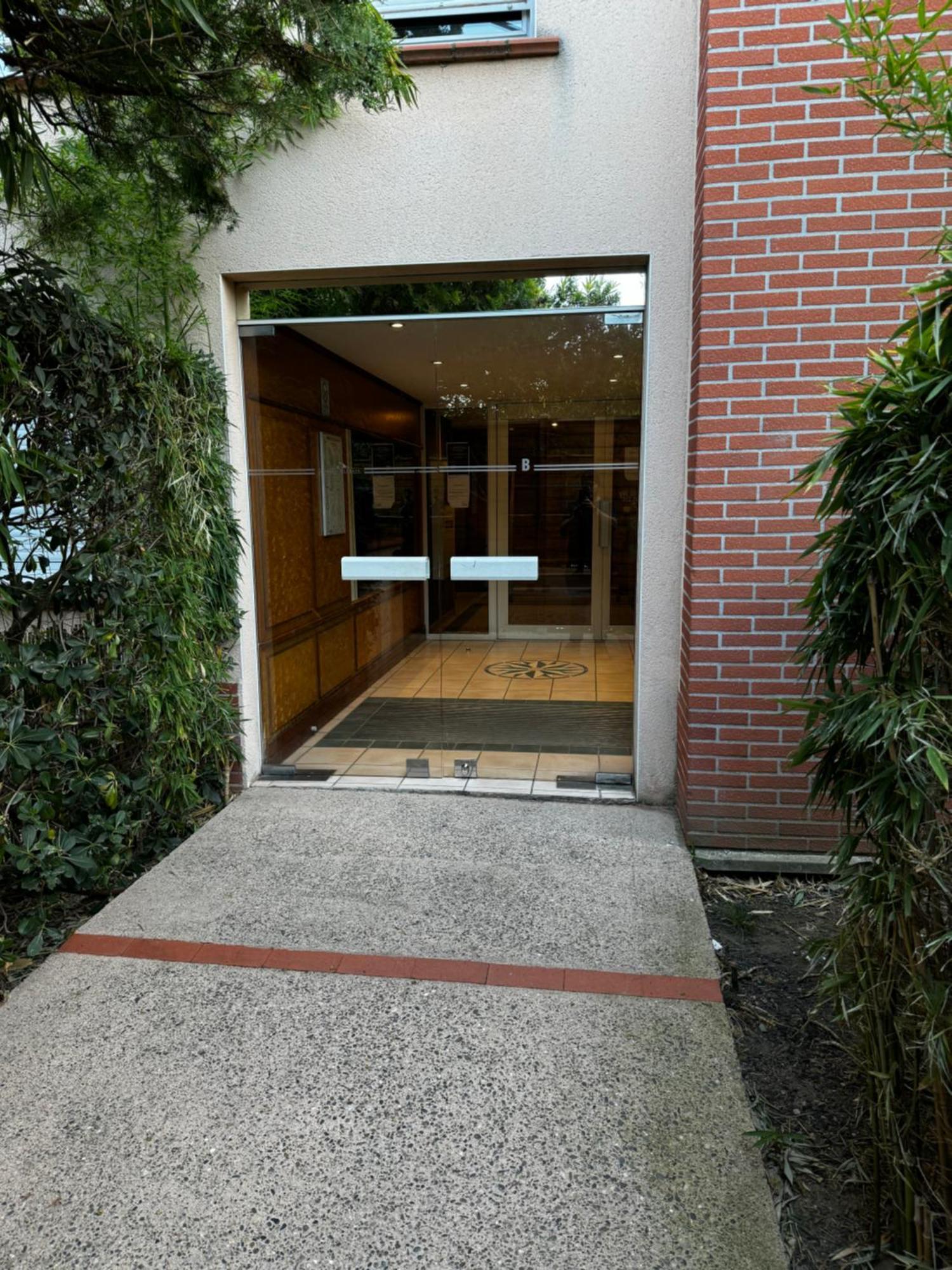 Le Loft Geek Apartment ตูลูส ภายนอก รูปภาพ